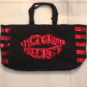 Victoria’s Secret tote bag